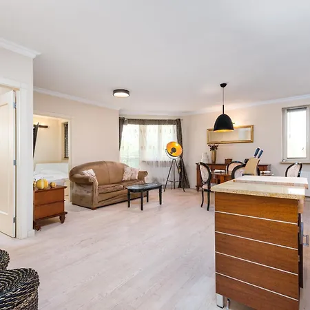 Pejzazowa 2 By Homeprime *