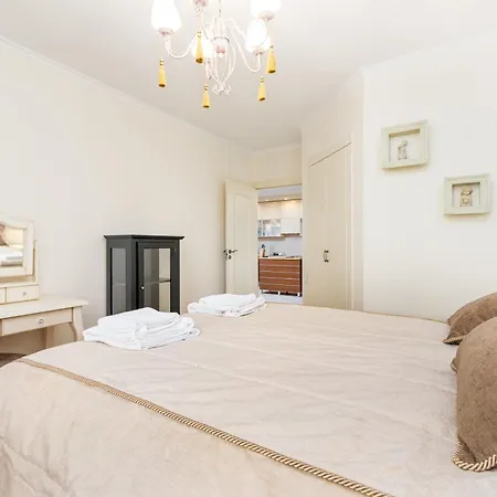 Pejzazowa 2 By Homeprime *